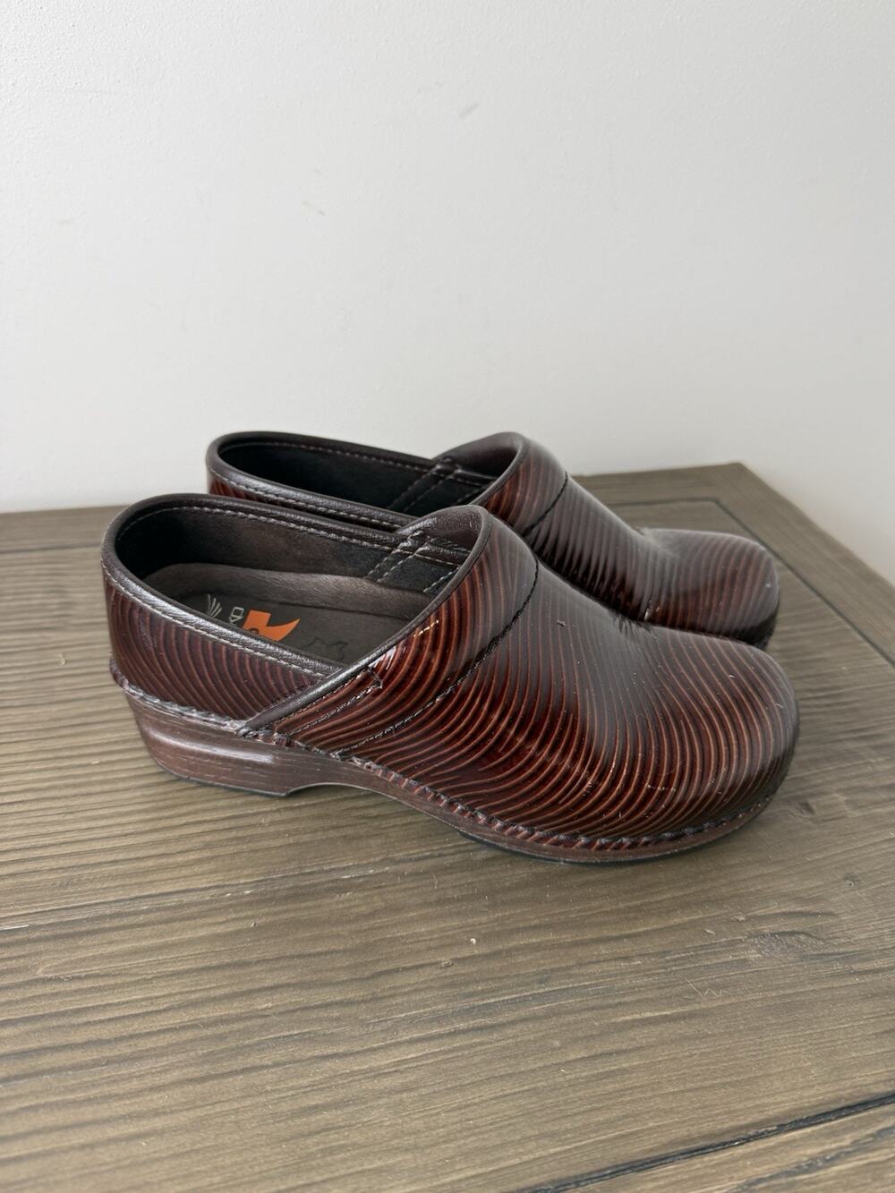 Clogs Dansko XP Pro Slip Resistant Clog 37 US 7 Brown Swirl Patent Leather